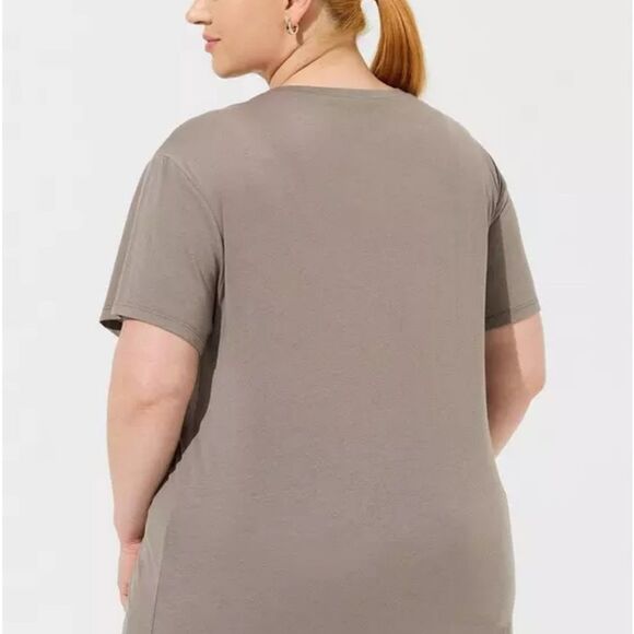 Torrid Journey Relaxed Fit Cotton Yoke Slash tee - Picture 4 of 8